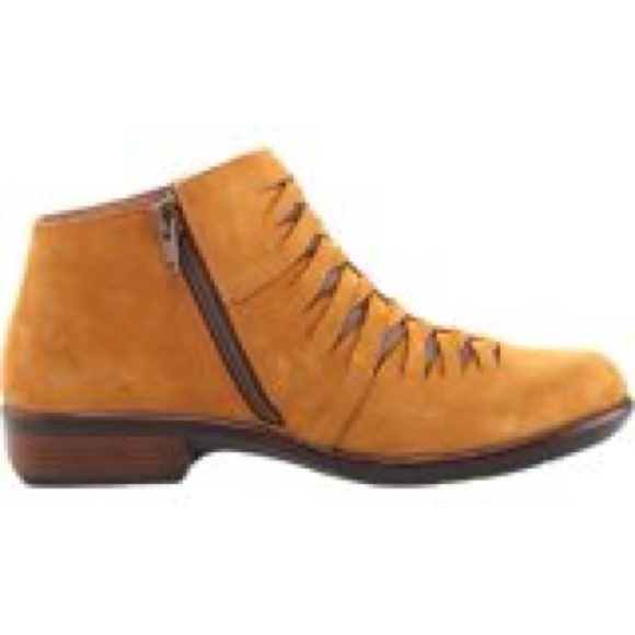 Naot leveche nubuck bootie worn 3 times! - Picture 4 of 5